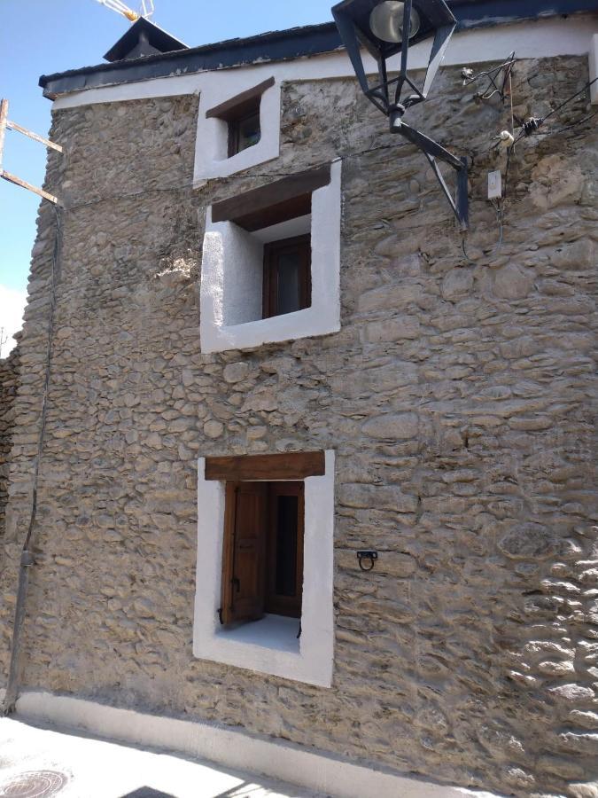 Cal Toni De Vilallobent Vilallovent المظهر الخارجي الصورة
